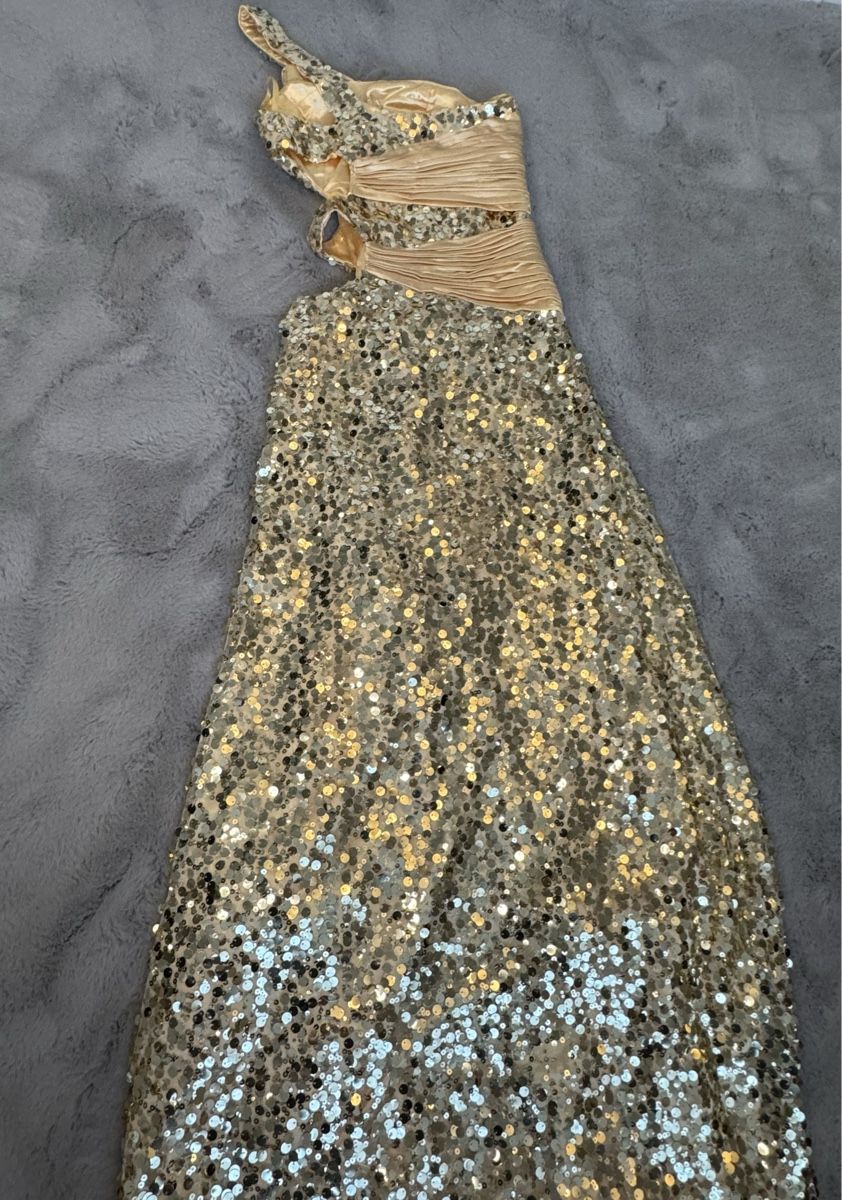 Kleider: Kleid – Neu (gemäss Beschreibung) aus Emmenbrücke von sa.ra 2