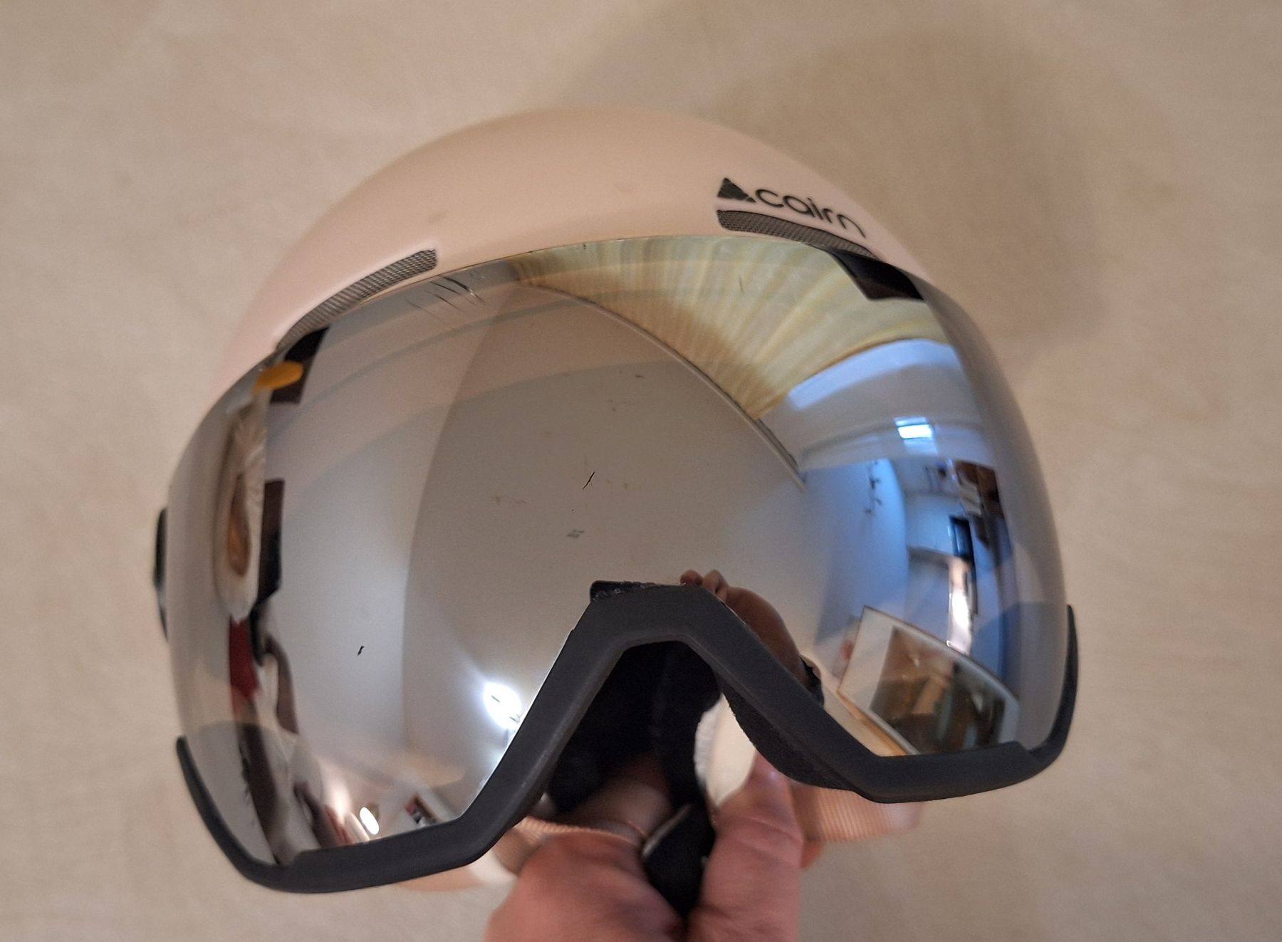 Caschi: Casque de ski Cairn Eclipse avec visière taille 56-58 cm – Usato da Fribourg venduto da Ninitica 1