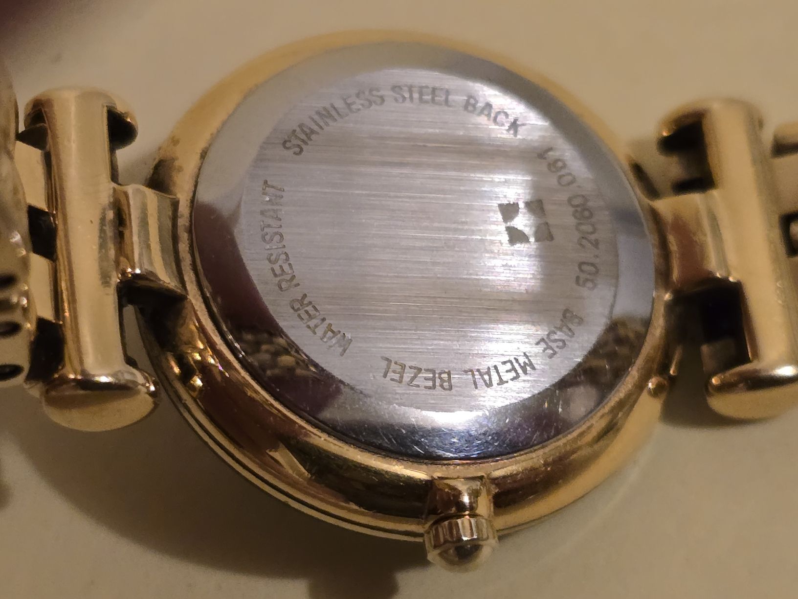 Zenith Orologi: Montre Zenith Quartz - Plaqué Or - Élégante et précise! – Usato da Grand-Lancy venduto da Montre-Swiss 7