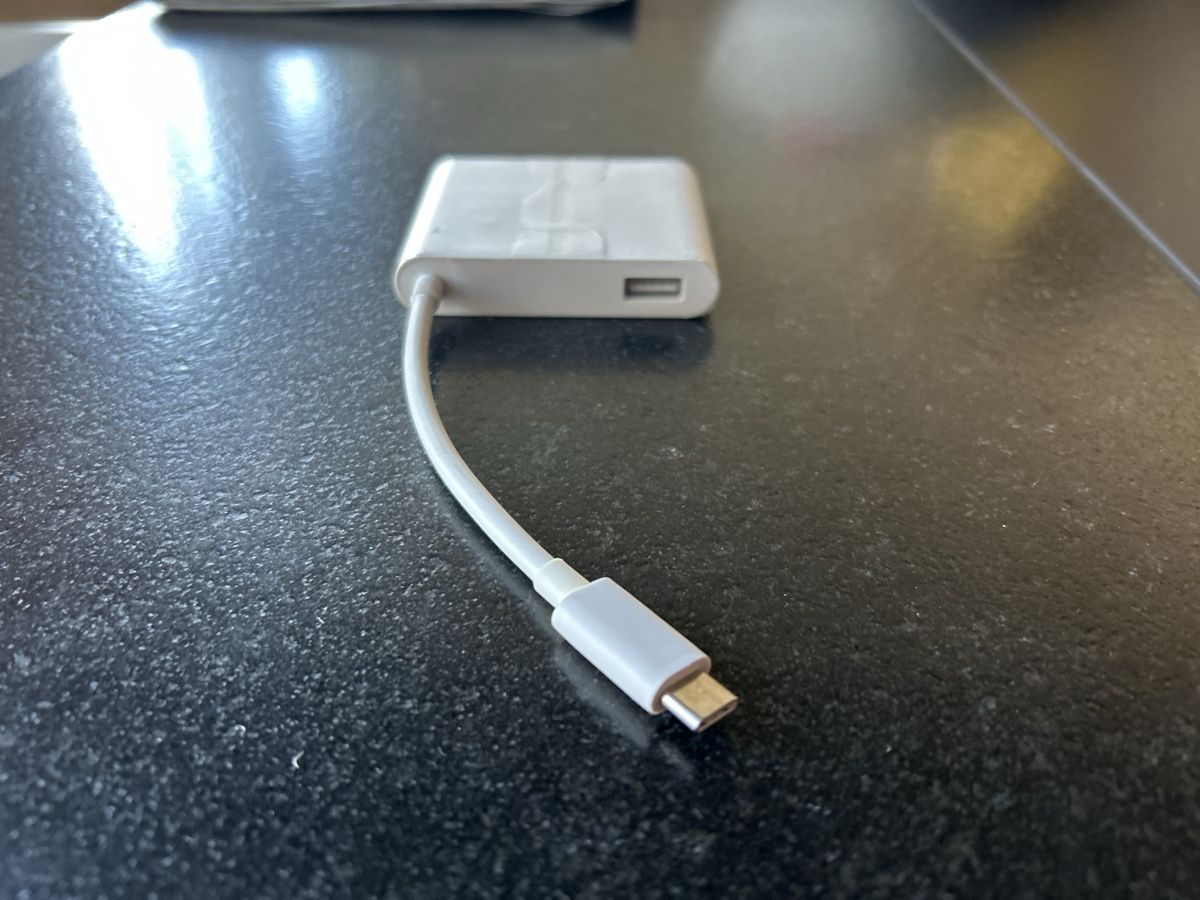 Laufwerke & Adapter: Adapter / USB-C / div.  – Neu (gemäss Beschreibung) aus Uster von stida 2