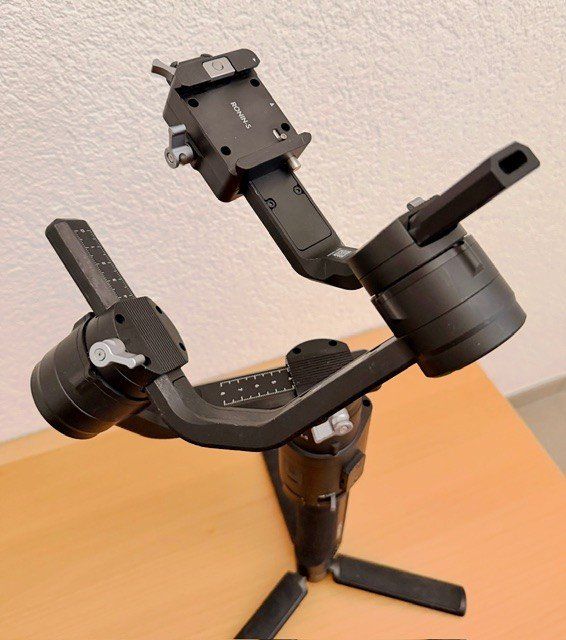 DJI Treppiedi & Teste: DJI Ronin S Standard Kit – Usato da Trimbach venduto da Qom 4