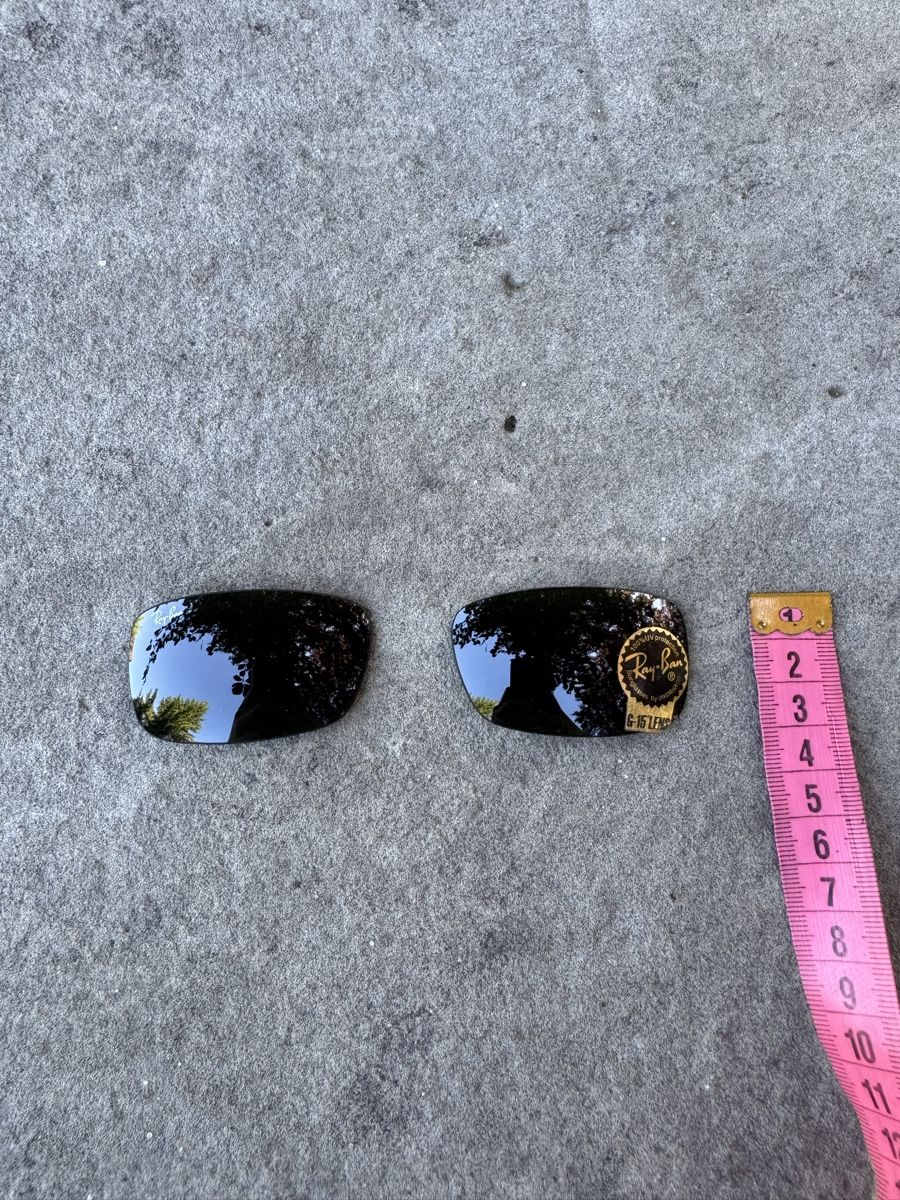 Ray-Ban Occhiali & Lenti: Ray-Ban Sunglasses Glass Replacement Lenses – Nuovo (secondo la descrizione) da Effretikon venduto da rus_2l2p 1