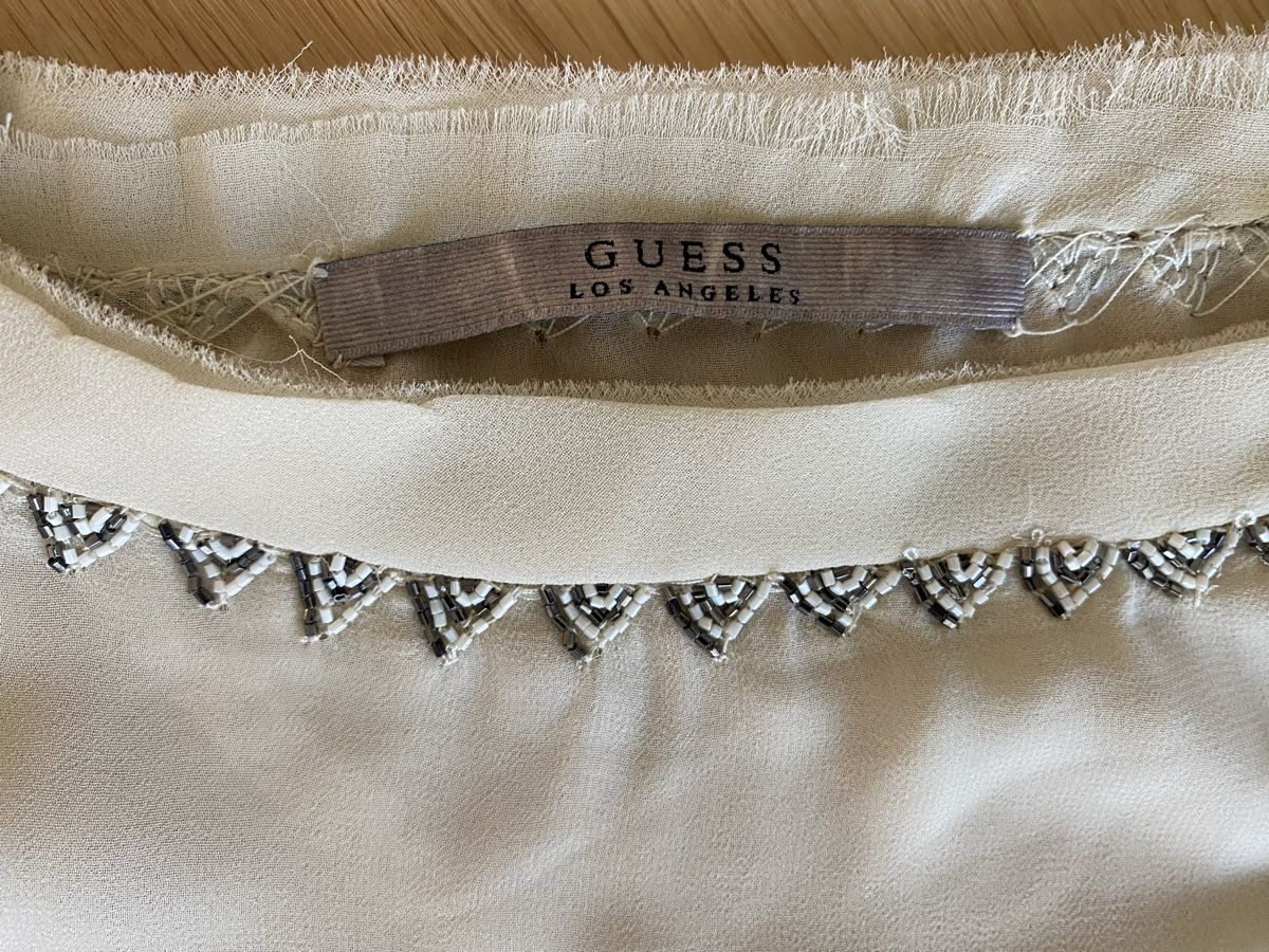 Guess Tops: Guess Top – Gebraucht aus Menznau von Merrick01 2