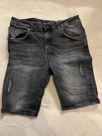 Jeans Shorts Gr. M / 32