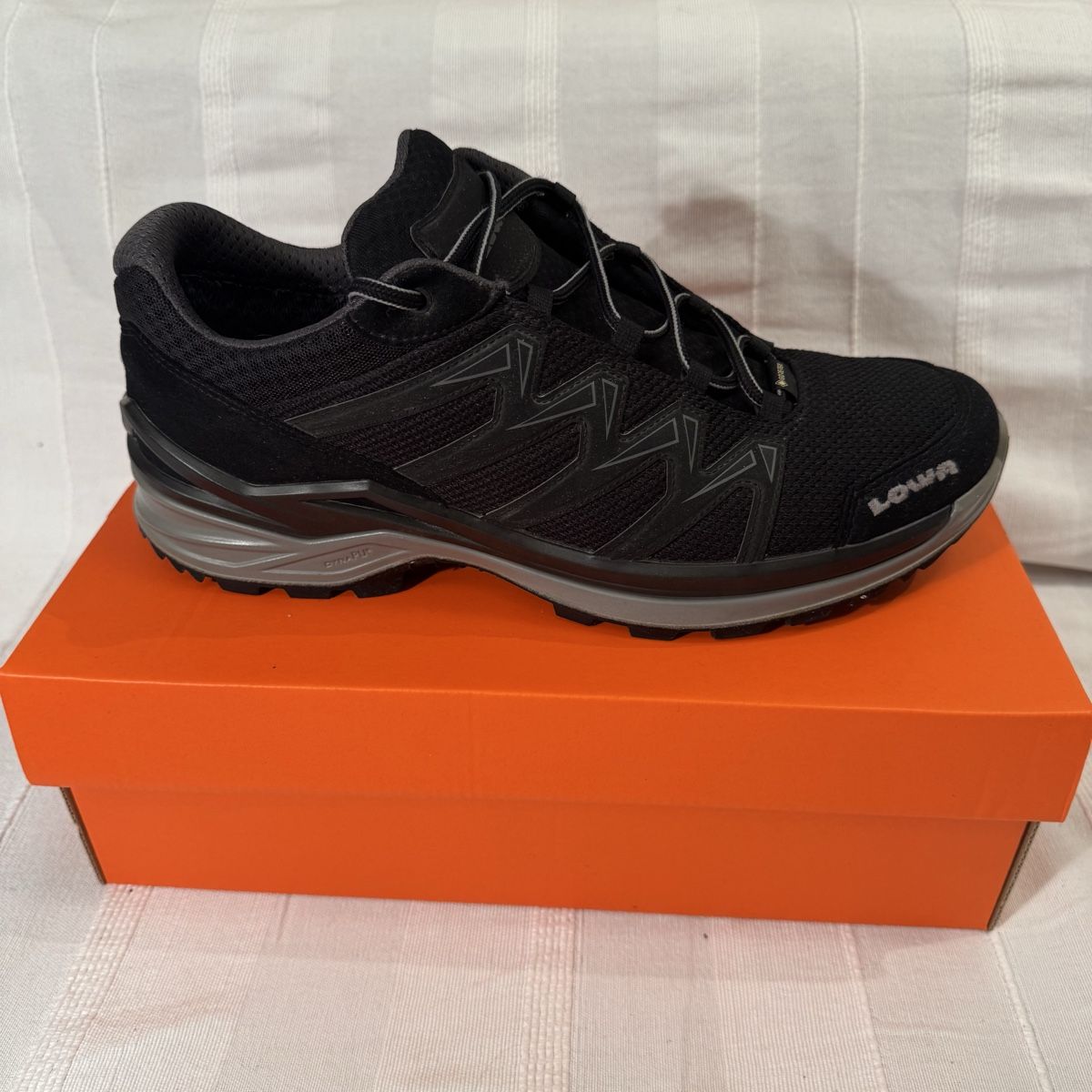 Lowa Herrenschuhe: Lowa Innox Pro GTX Lo – Gebraucht aus Mönchaltorf von osi_t7tl