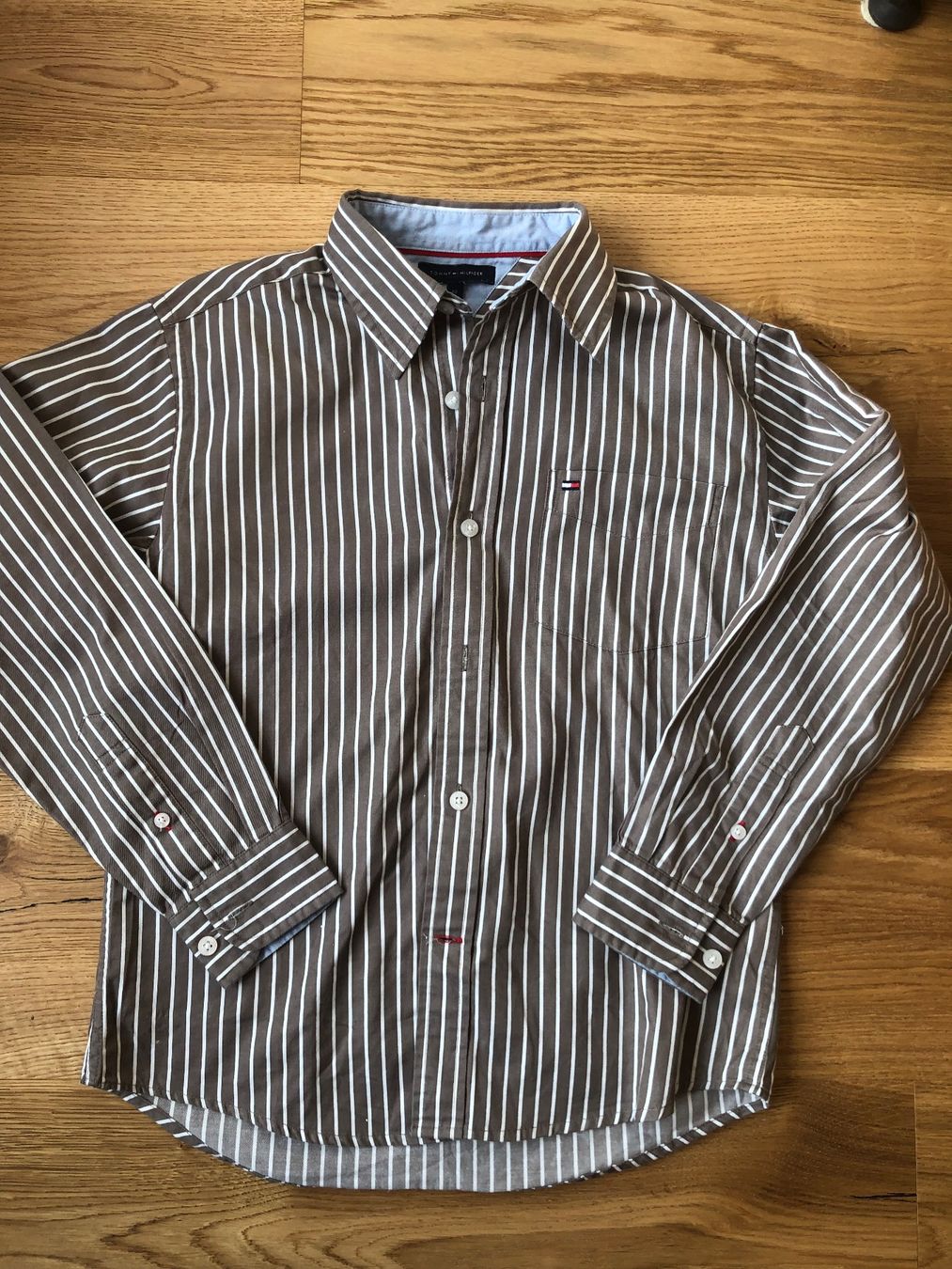 Tommy Hilfiger Camicie, T-shirt & Polo: HEMD 140 TOMMY HILFIGER gestreift – Usato da Wattwil venduto da jopara
