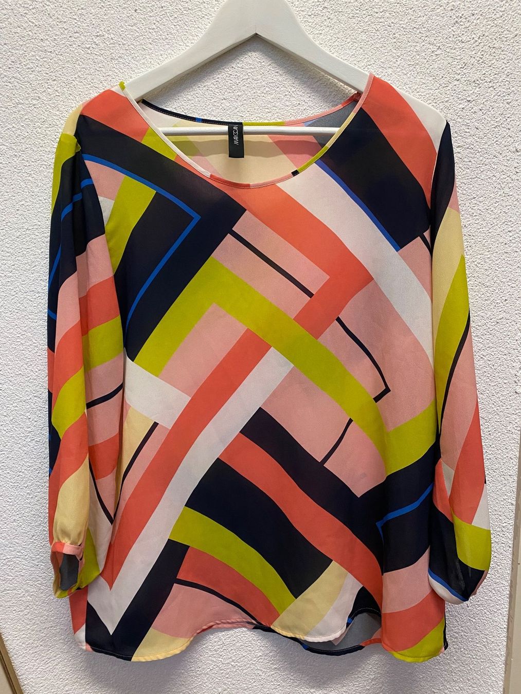 Blusen: MarcCain Shirt, Grösse 38, bunt gemustert, – Gebraucht aus Altstätten SG von mhu_k9gj