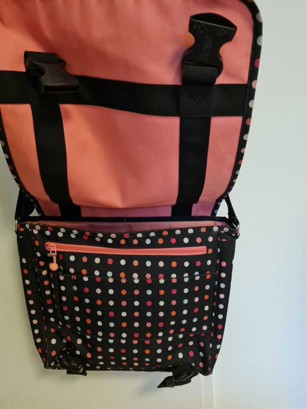 Roxy Borse da donna: ROXY MESSENGER UMHÄNGE TASCHE – Usato da Steg im Tösstal venduto da goldlionfree 4