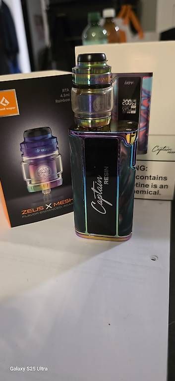 Altri Prodotti per fumatori: IJOY Captain Resin 200W + Zeus X Mesh Rainbow – Usato da Holziken venduto da Simi.zimmer 3