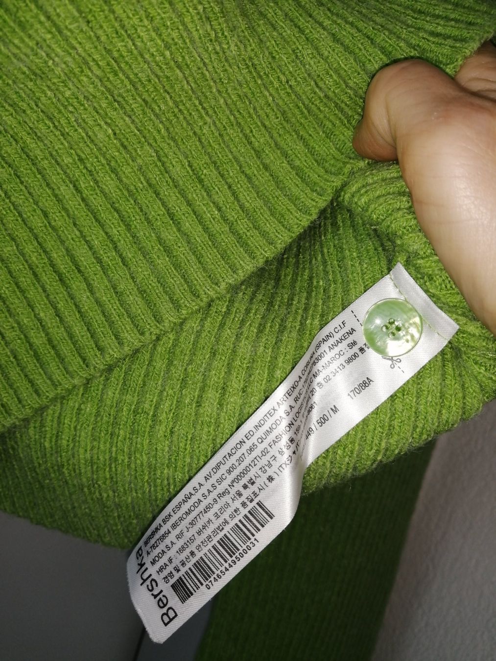 Bershka Pullover & Sweatshirts: Damenpullover Kurzer Pullover Gr.S – Gebraucht aus Buchrain von nat_pl5p 6