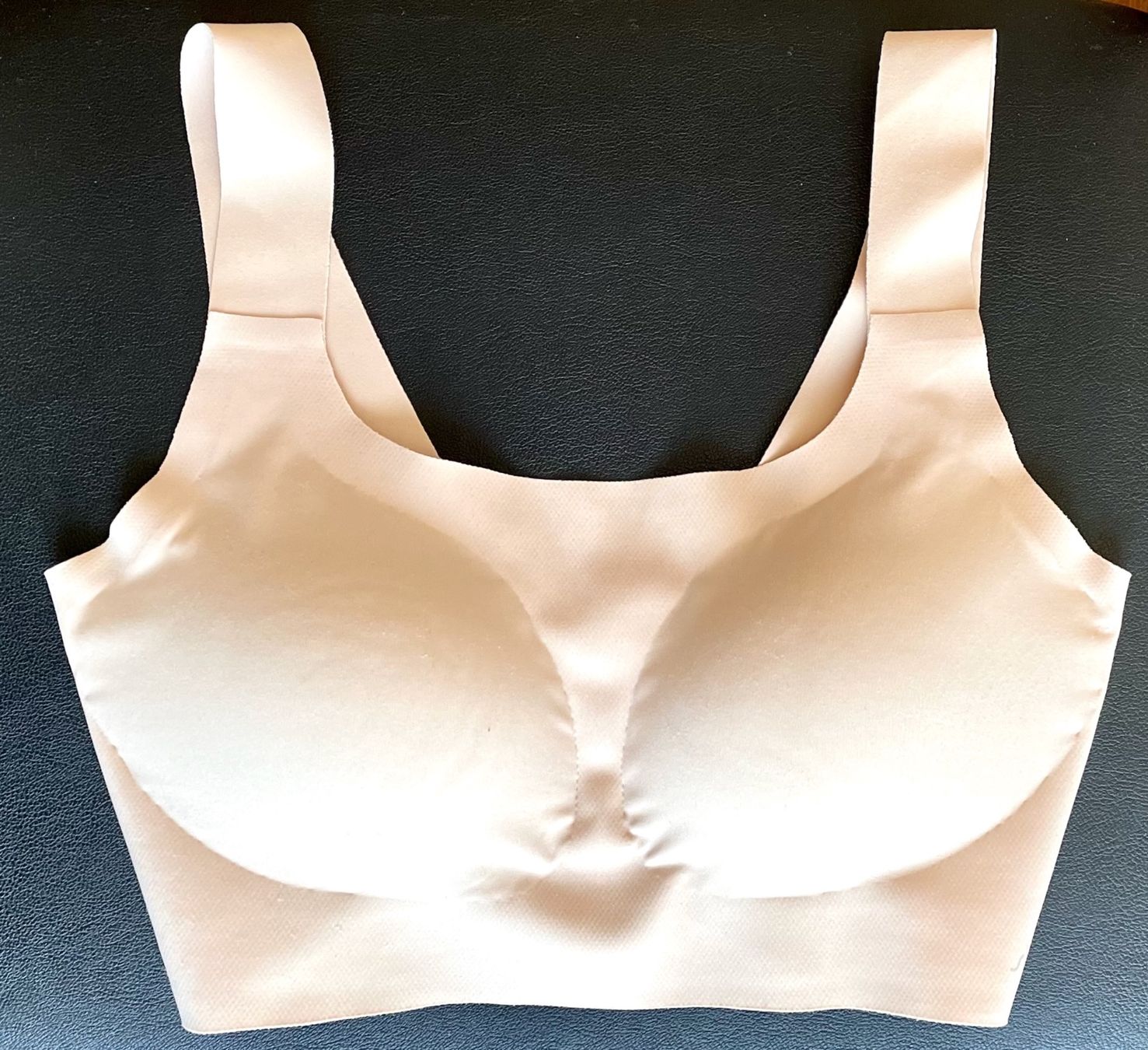 Sloggi Altra biancheria intima: SLOGGI ZERO FEEL CARE TOP, Farbe Puff Pink, GRÖSSE M – Usato da luzern venduto da Glieve