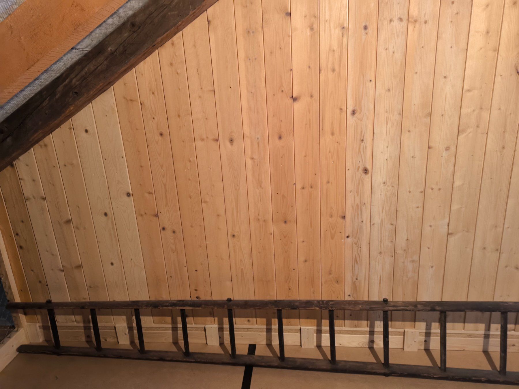 Scale: Echelle en bois – Usato da Bulle venduto da Colo