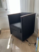 Sessel Rattan Schwarz mit Holzakzenten guter Zustand