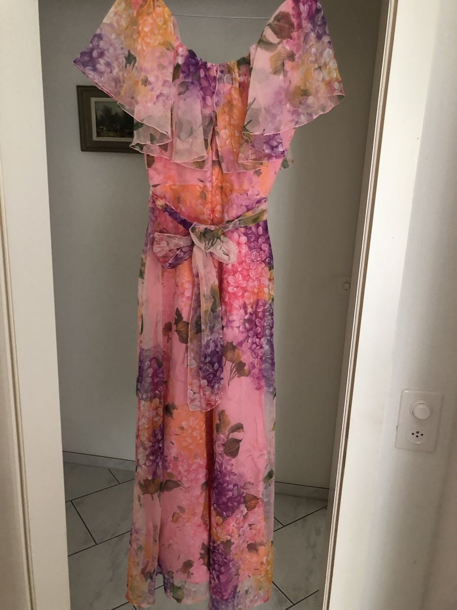 Kleider: Abend- Vorbraut- oder  Partykleid Vera Mont – Neu (gemäss Beschreibung) aus Solothurn von Congela 4