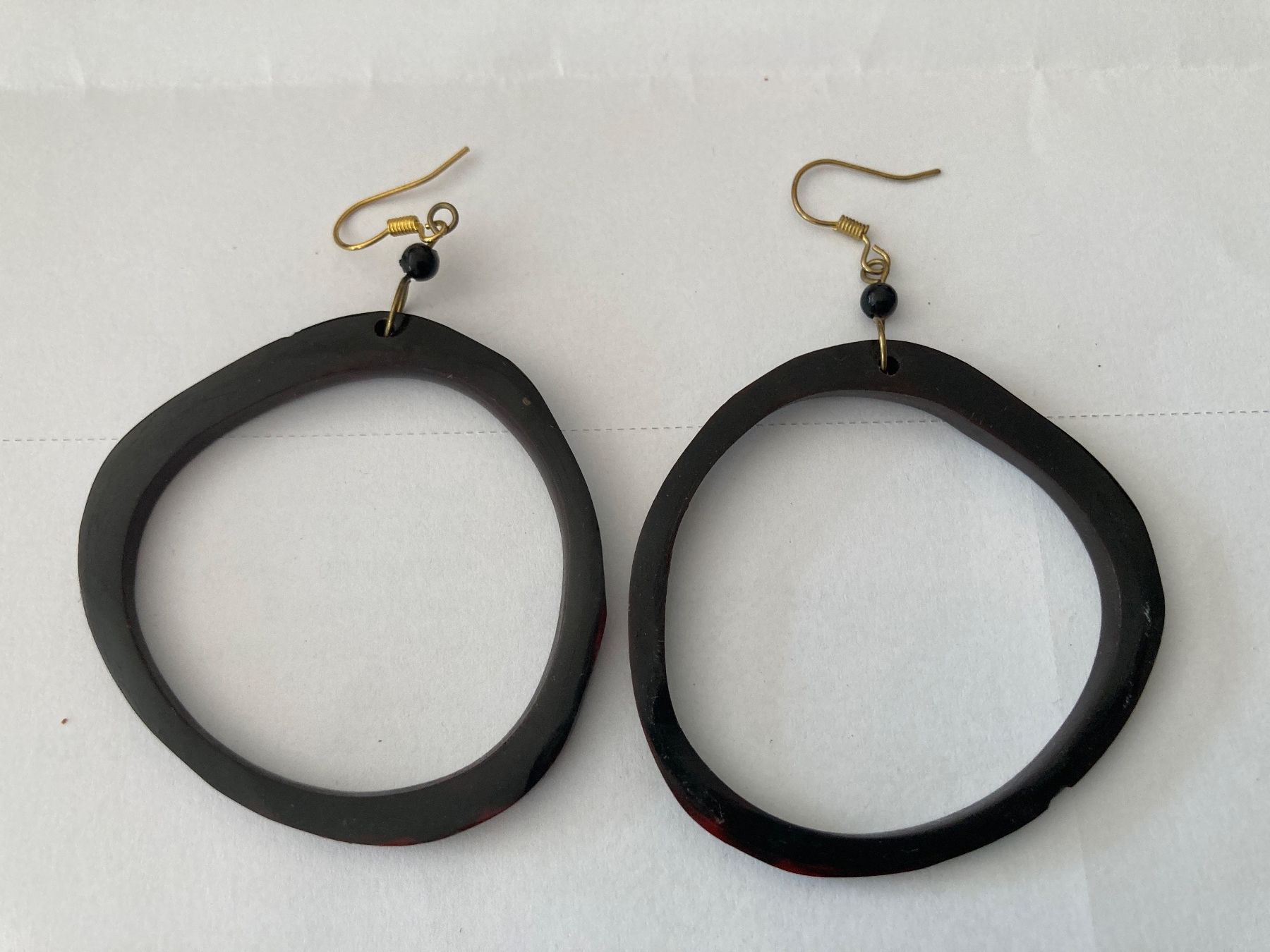 Ohrringe & -stecker: Ohrringe aus Horn, Handgemacht – Neu (gemäss Beschreibung) aus Gelterkinden von froggy80