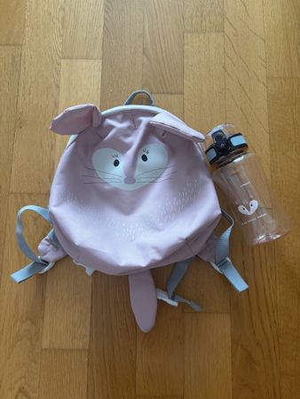 Kinderrucksack mit Trinkflasche Lässig