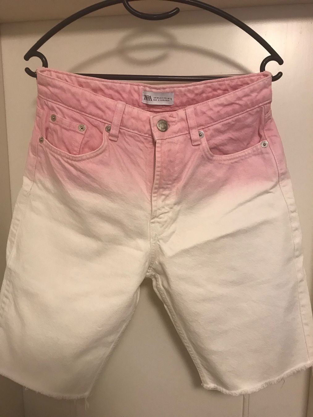 Zara Jeans: Zara Bermuda, Rosa/Weiss – Gebraucht aus Niederteufen von mix18