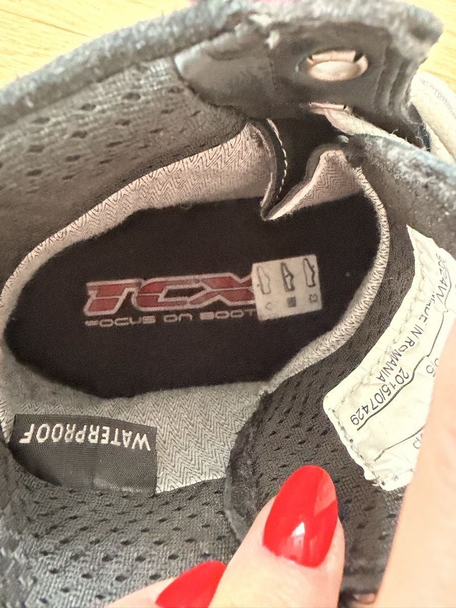 Scarpe da donna: TCX Damen Töffschuhe Gr. 37  Waterproof – Usato da Zürich venduto da alb_7vbv 3