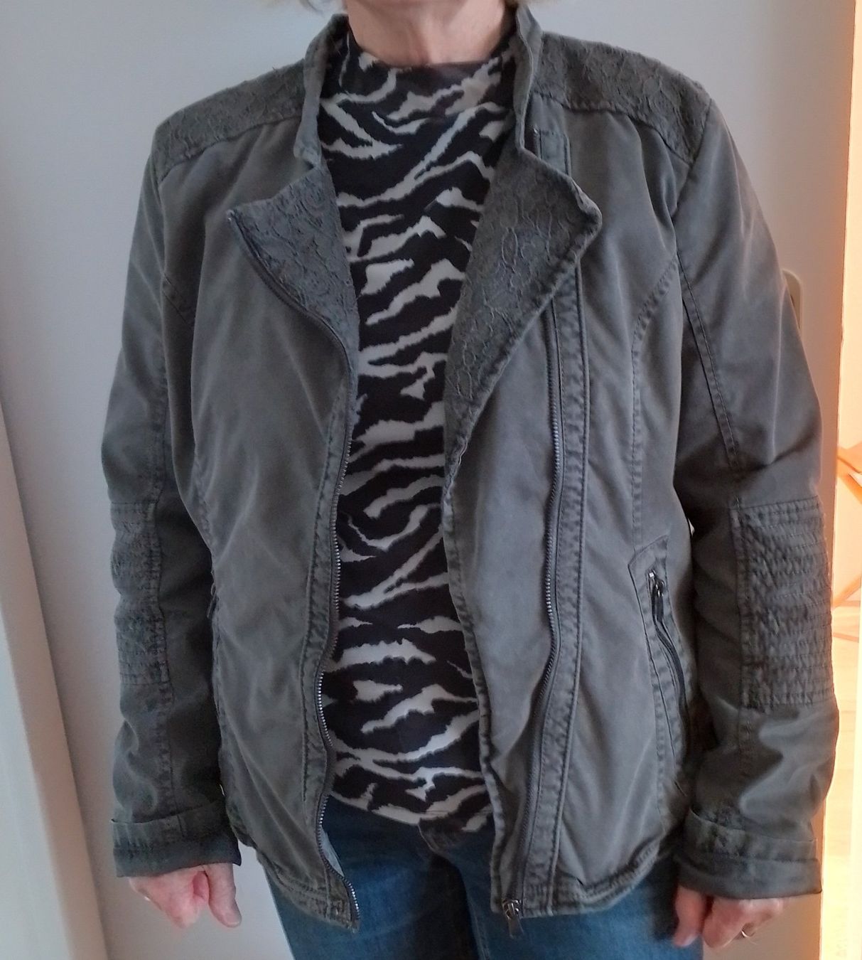 Tom Tailor Giacche: Jeansjacke TomTailor – Nuovo (secondo la descrizione) da Bülach venduto da Thamar23 3