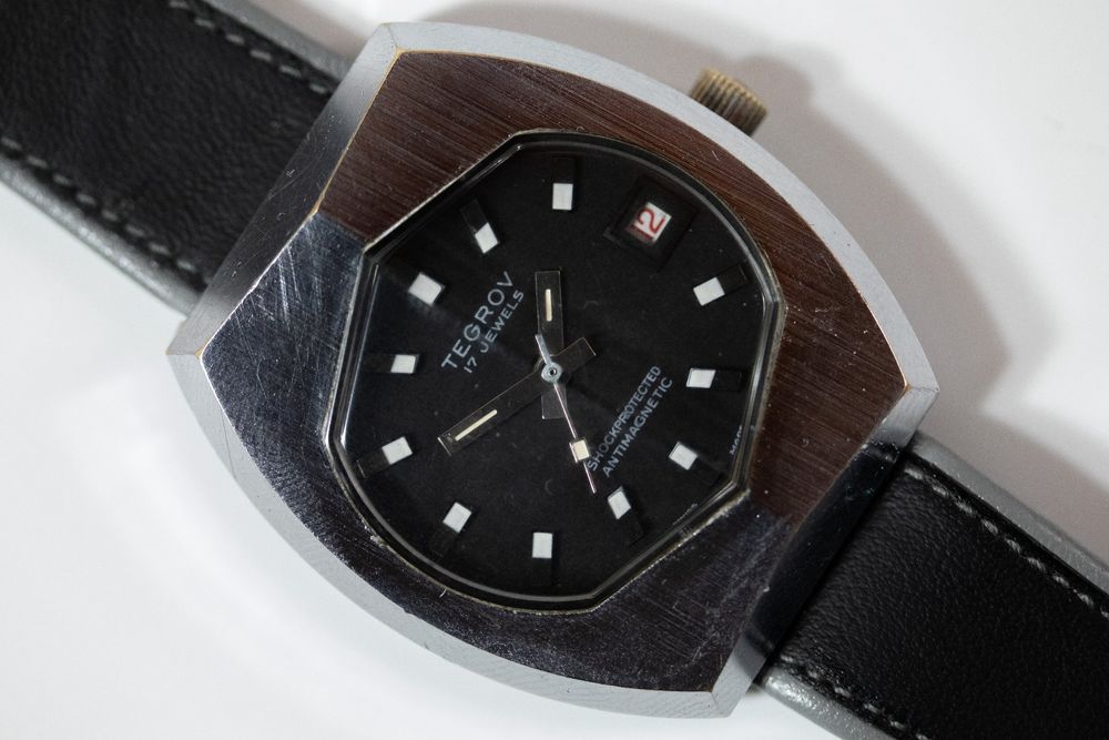 BF 582 Seltene Tegrov Date Herrenuhr Sammleruhr -8S (Gebraucht