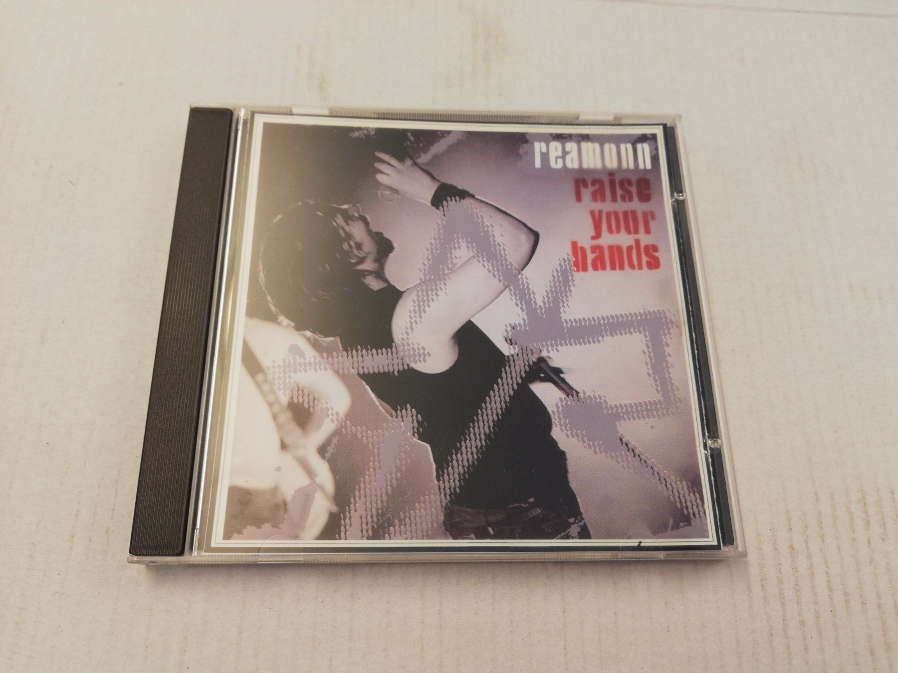 CDs: REAMONN - RAISE YOUR HANDS – Gebraucht aus Bern von Vinylsound.ch