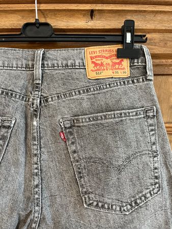 Levi‘s, 512, grau, Gr. 31/30