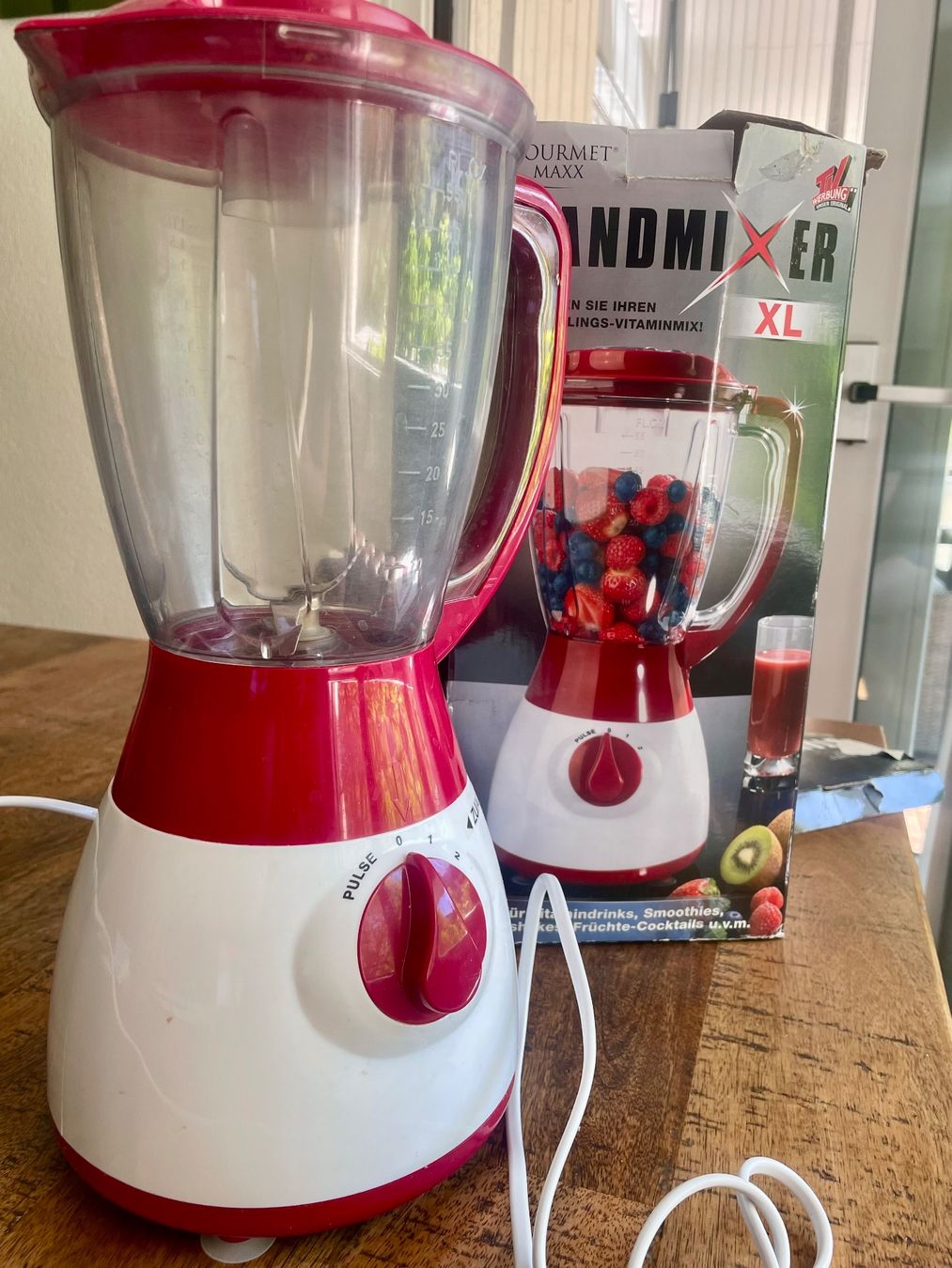 Elettrodomestici da cucina: Obst und Gemüse MIxer – Usato da Adliswil venduto da miu_fnq6