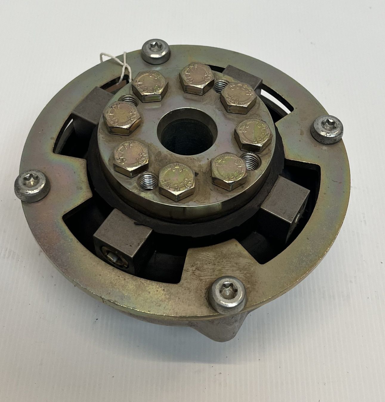 Tutti i ricambio: Wellenflansch 30mm  Welle – Usato da Romanshorn venduto da proNautik