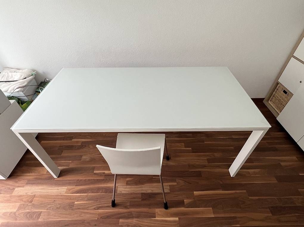 Set di tavolo e panche: Glastisch mit 4 Stühlen – Usato da Wil SG venduto da Mcami 1