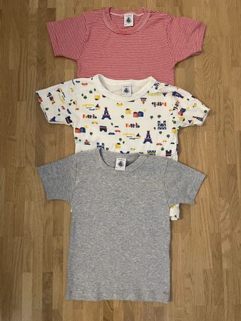 T-Shirts Petit Bateau 2 Jahre / 86cm gestreift & bedruckt