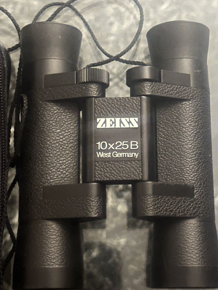 Zeiss Binocoli: Carl Zeiss Feldstecher  – Usato da Bern venduto da Ginotto.1953 2