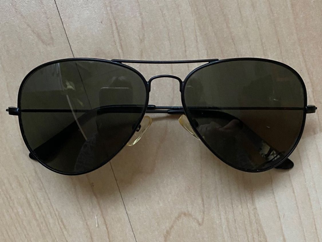 Lunettes & Verres: Sonnenbrille – D'occasion à Oberrohrdorf par chilibiggi
