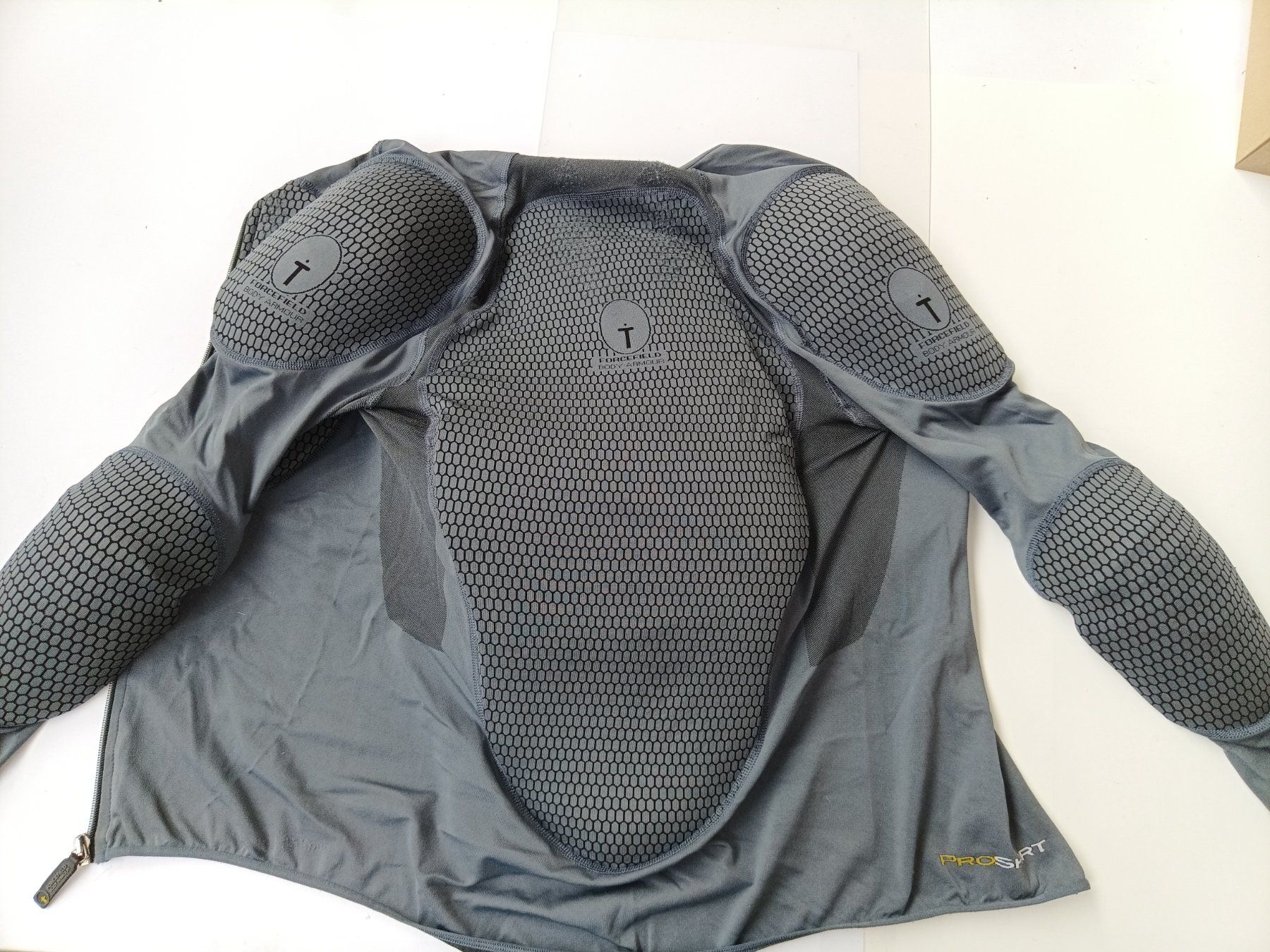Schutz & Schoner: TINKERFEILD Protektoren-Jacke S – Gebraucht aus Wängi von Ladys_First 3