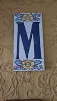 Lettera di ceramica smaltata "M"