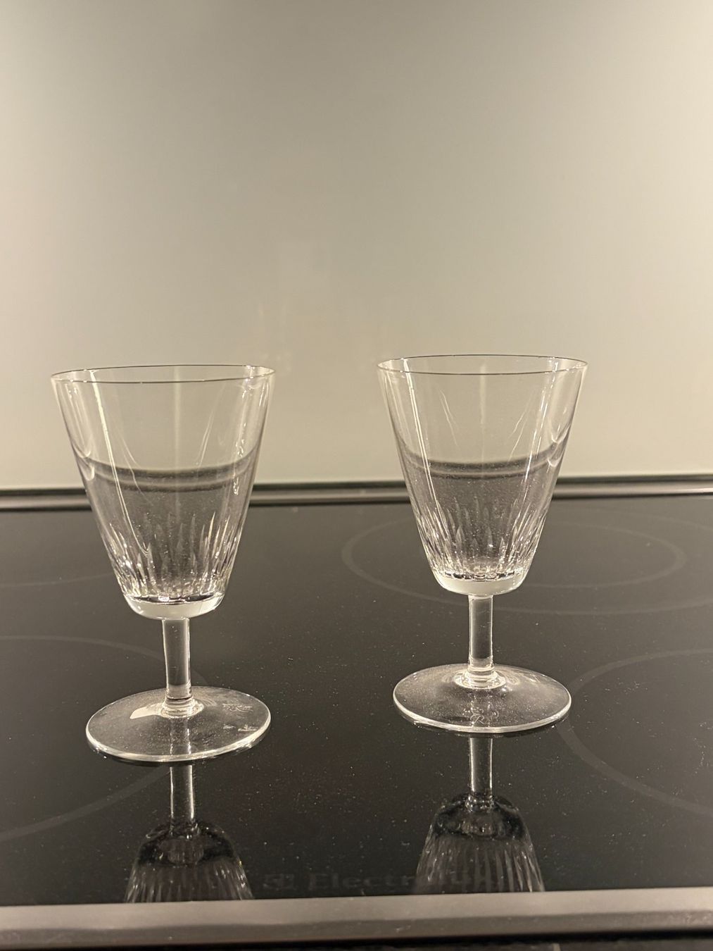 Rosenthal Bicchieri: 2 Stengelgläser, farblos, "Strahlen", Rosenthal, 60er Jahre – Usato da Zürich venduto da sru_6zc8