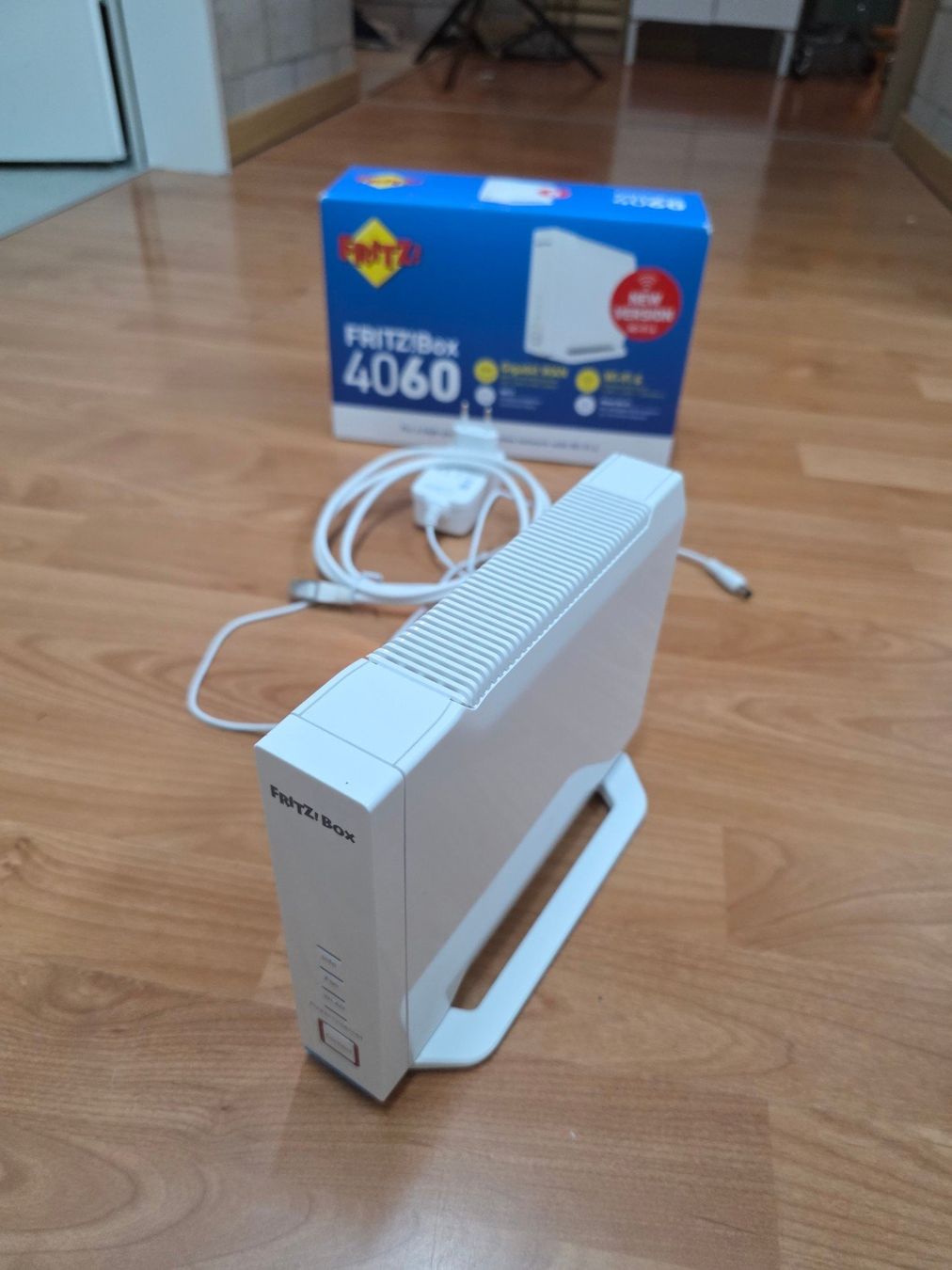 Avm Modems & Router: Fritz! Box 4060 – Gebraucht aus Rafz von Canucks44 1