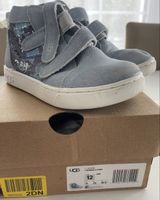 UGG Kinder Schuhe, Gr. 30, blau Sterne & Glitzer 🤩