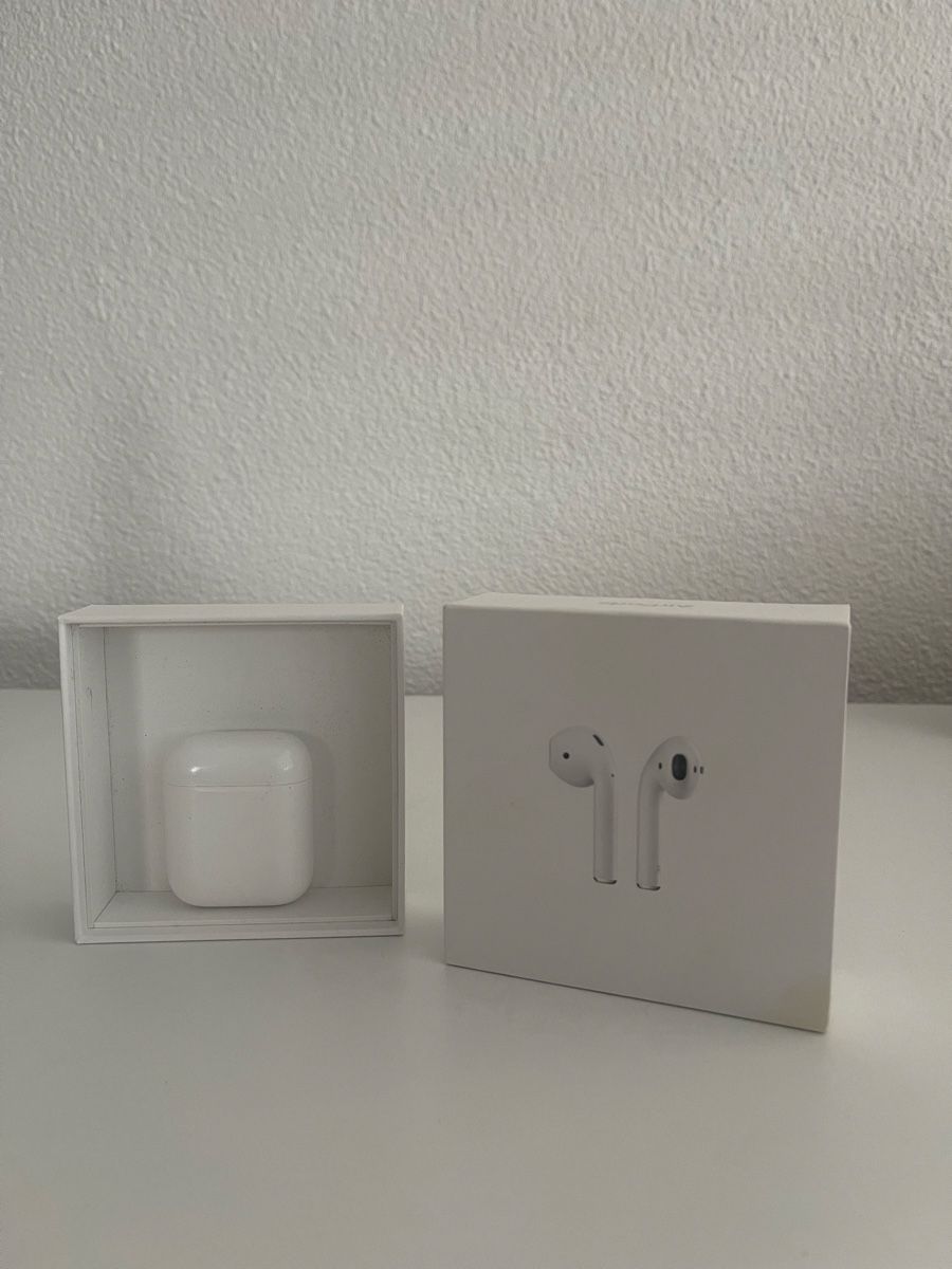 Apple Casques audio: Airpods – Défectueux à Neuenegg par aba_g85b