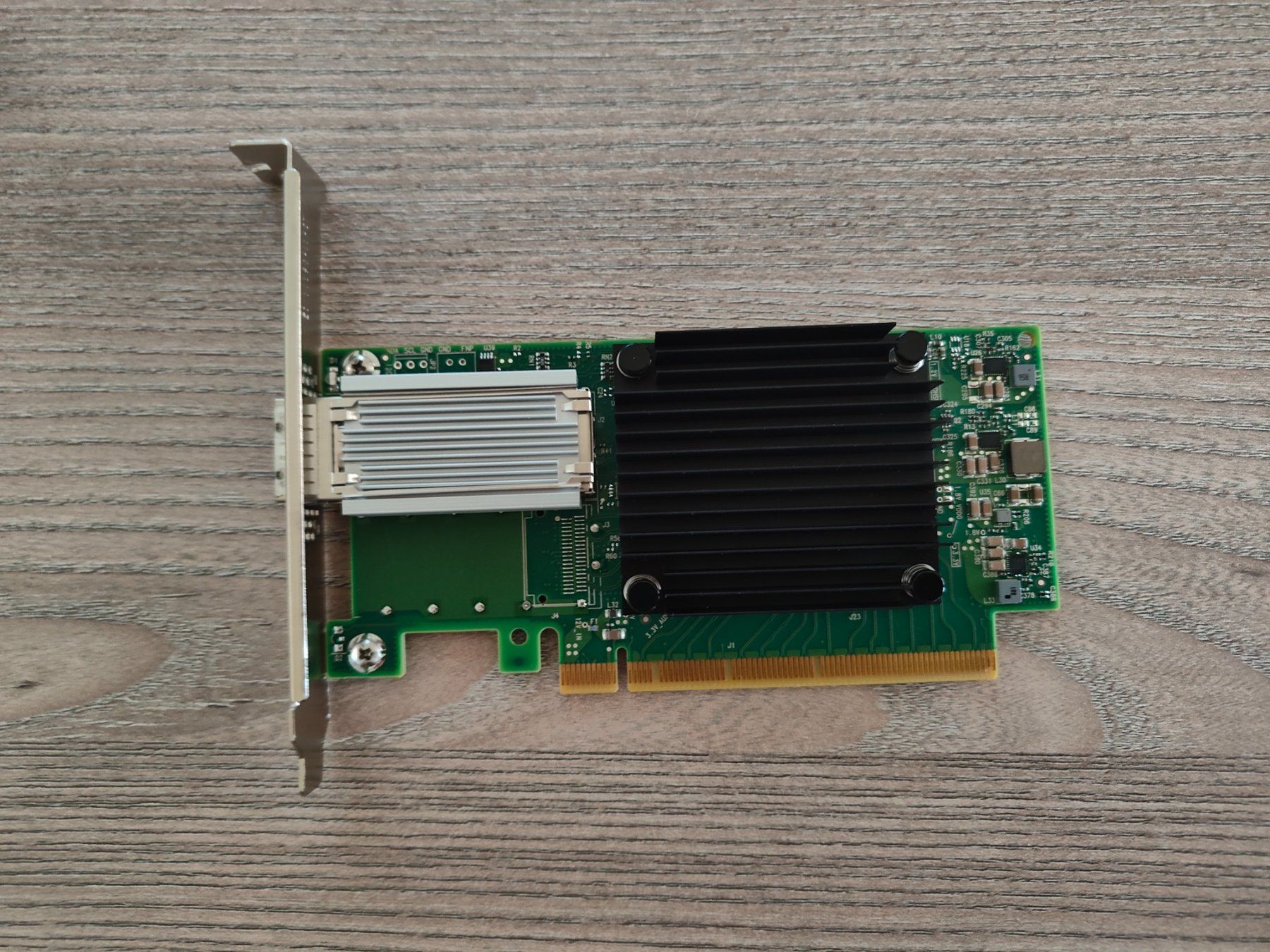 Lecteurs & Adaptateurs: Mellanox Connectx-5 100GbE MCX515A-CCAT – D'occasion à Hägglingen par htr_qz5j
