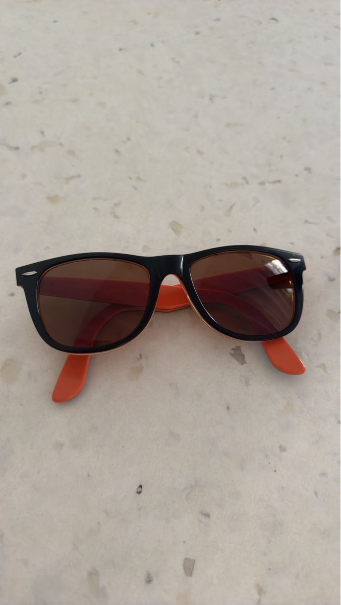 Ray-Ban Occhiali & Lenti: Ray-Ban Wayfarer Sonnenbrille – Usato da basel venduto da Bare4054