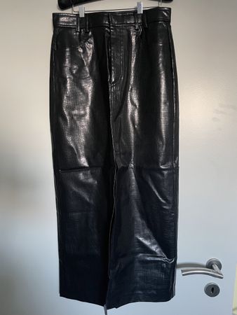 Jupe longue Zara croco simili cuir noir neuve