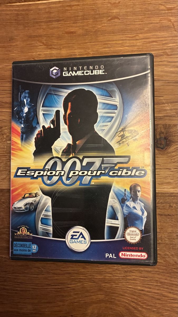 Nintendo Spiele: Jeu GameCube 007 Espion Pour Cible Nintendo – Gebraucht aus Zürich von bocusio