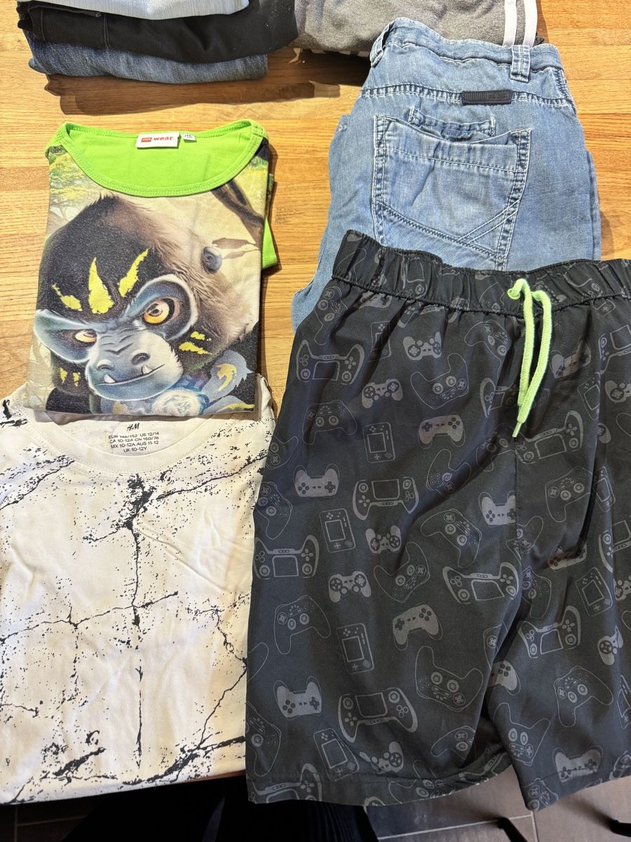 Lotti & Set di vestiti: Kleiderpaket 146 – Usato da Pfäffikon ZH venduto da Jasilini 2