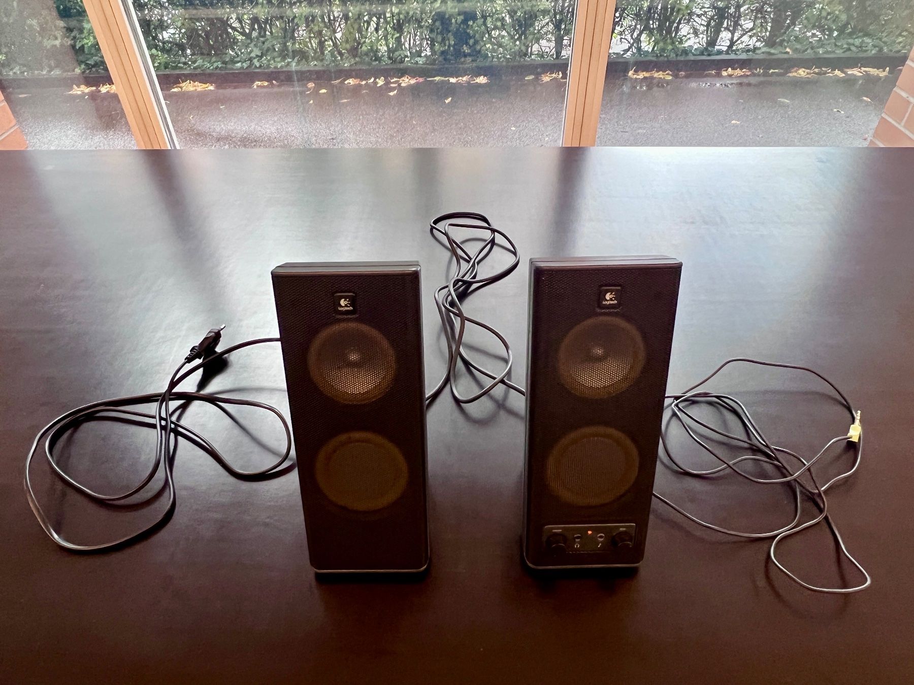 Logitech Lautsprecher: Logitech Lautsprecher Paar mit Kabeln – Gebraucht aus Zürich von wme_n5yf 6