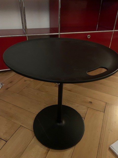 Vitra Rise Table (Gebraucht) in Luzern für CHF 380 – nur Abholung auf ...