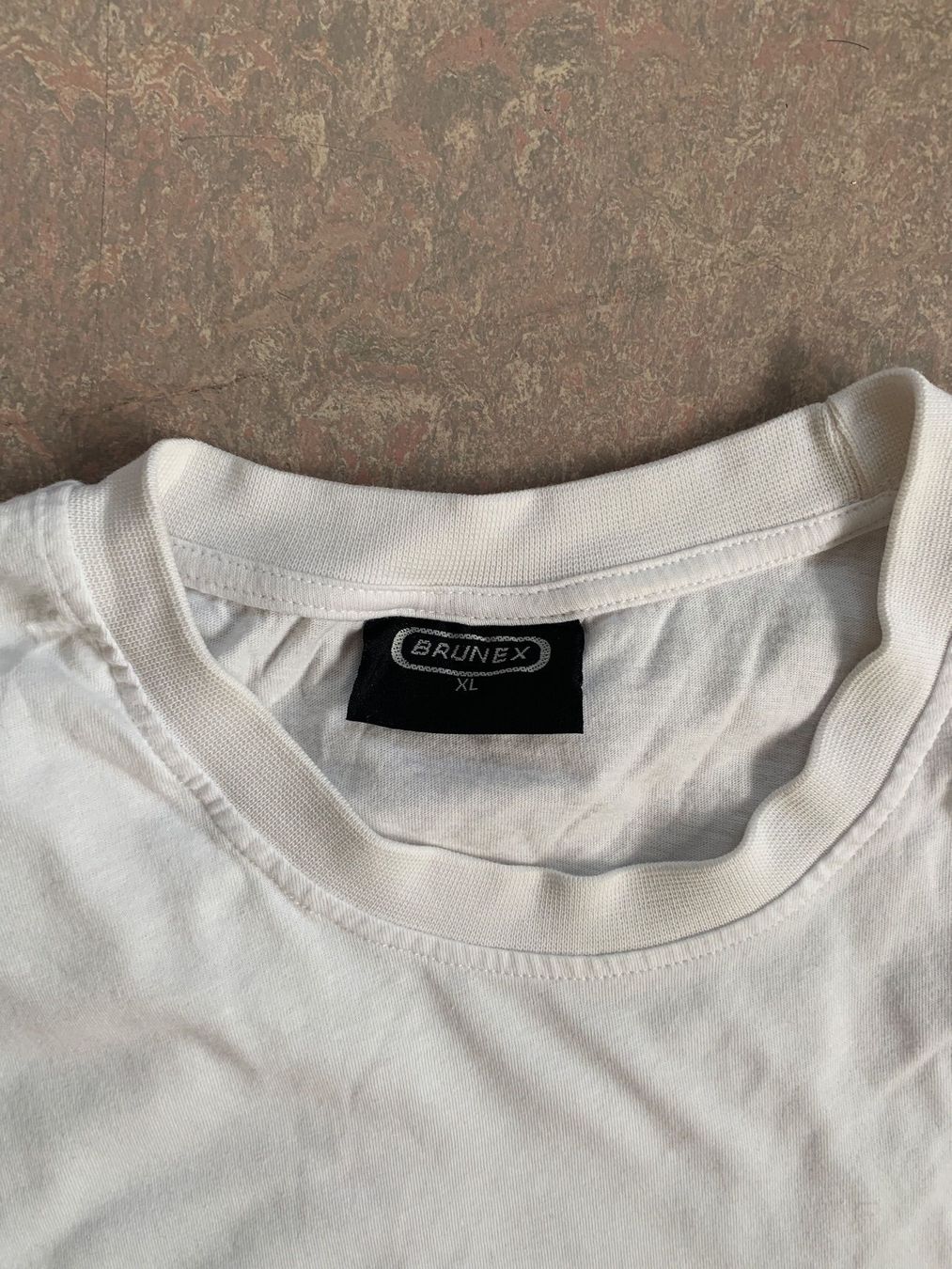 T-Shirts: Weisses XL T-Shirt – Gebraucht aus Wiggen von Antoniotto 1