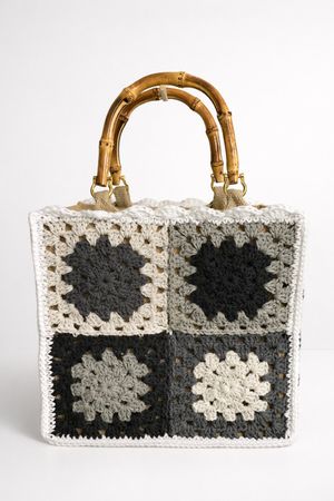 Granny Bag SQUARE - Borsa all'uncinetto con manici in bambù