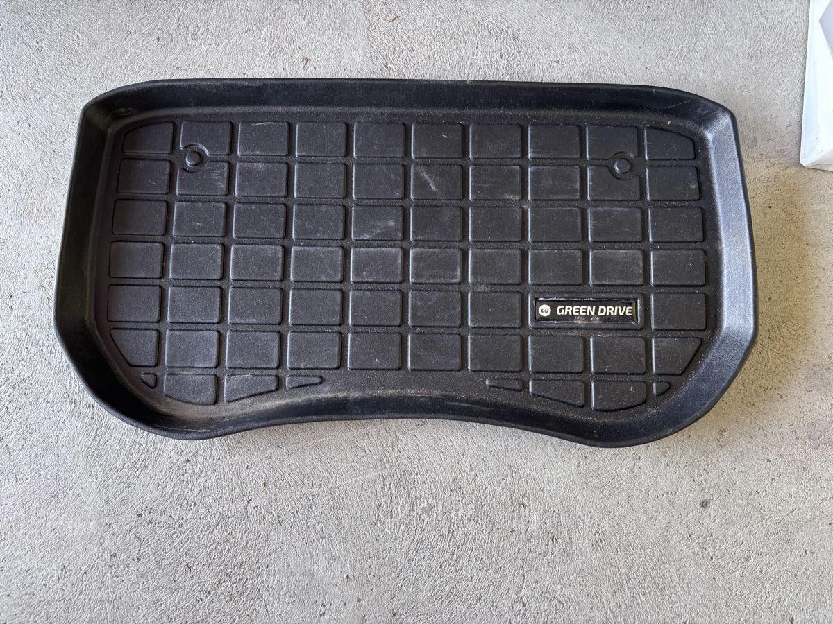Tutti pezzi di ricambio auto: Bac de coffre avant pour Tesla model 3 – Usato da Boudry venduto da yap82