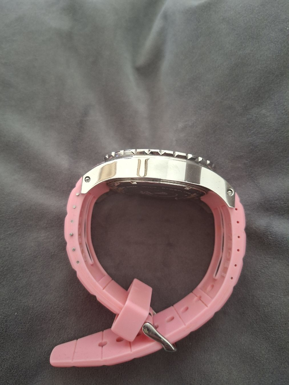 Orologi: Kyboe Giant 55  pink – Usato da Oetwil am See venduto da Barclay64 1
