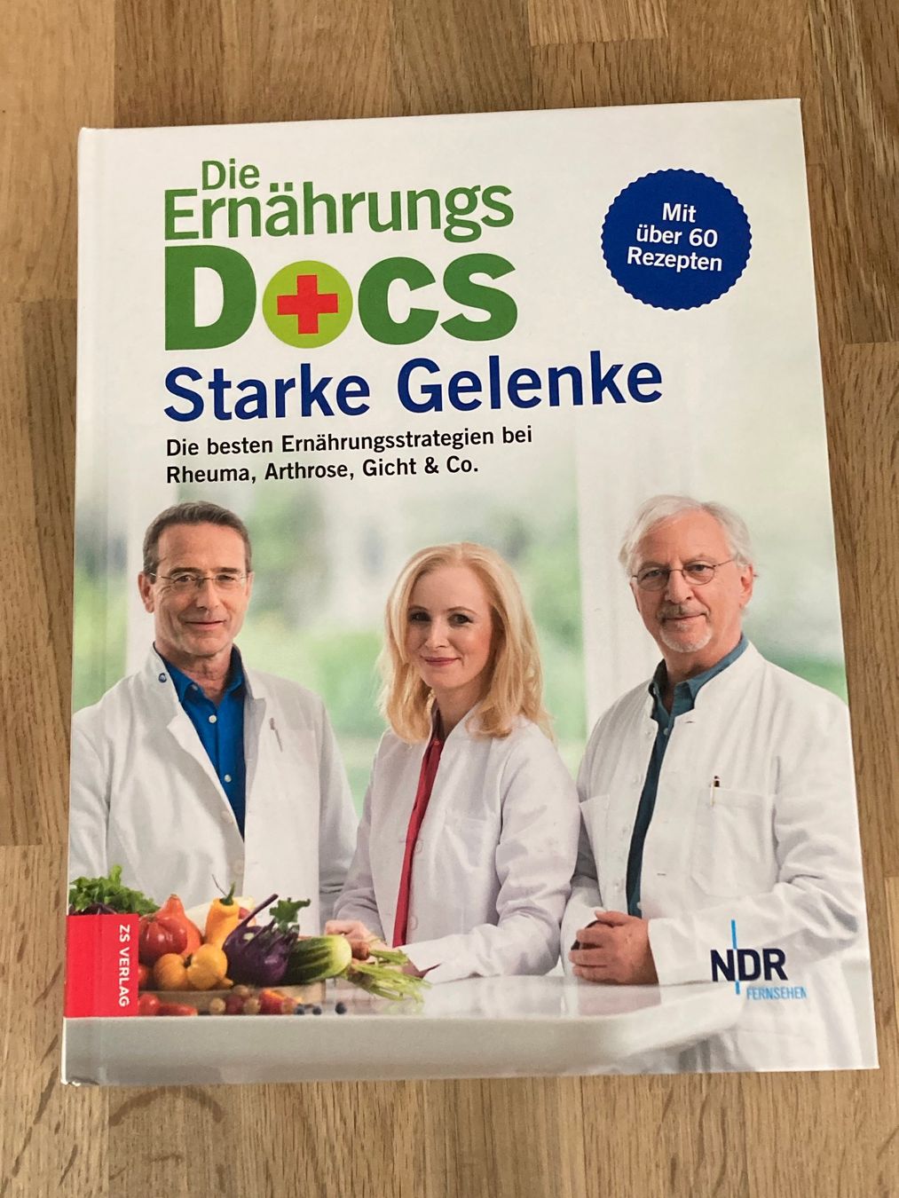 Libri: Buch / Die Ernährungs Docs - Starke Gelenke – Nuovo (secondo la descrizione) da Baar venduto da sonnenschein076